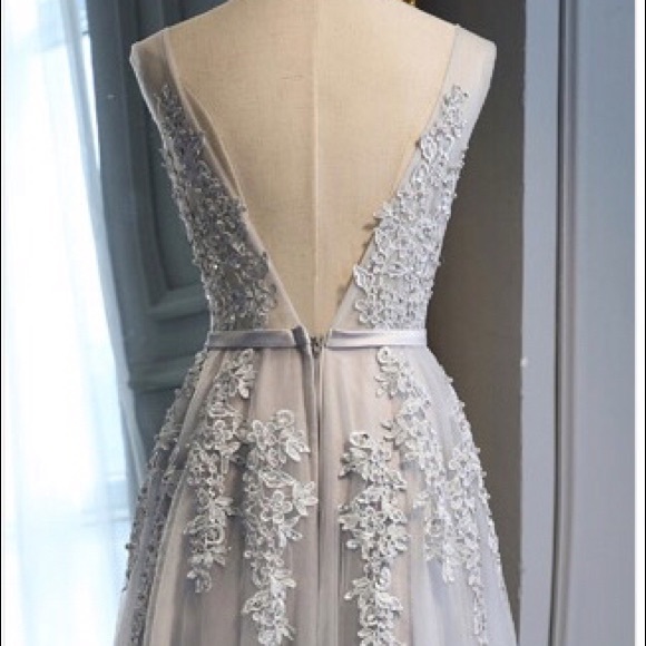 Grey Wedding Prom Formal Dress size S M L - Picture 4 of 6